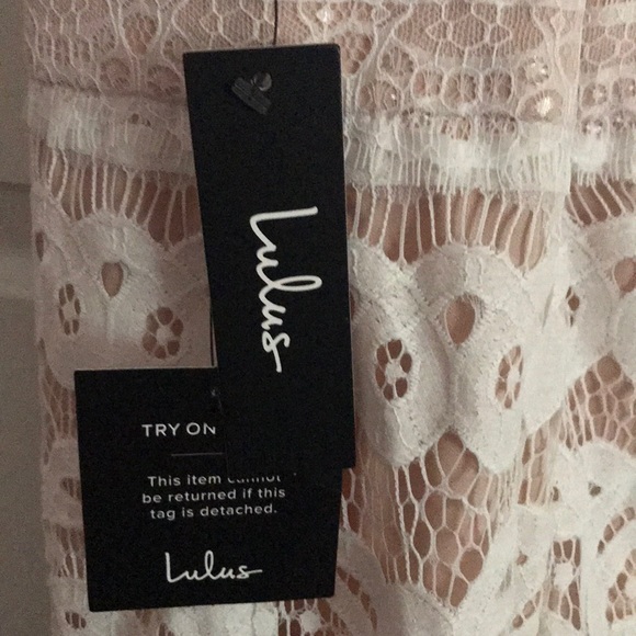 Lulu’s White Lace Bodycon Midi Dress - Picture 3 of 3